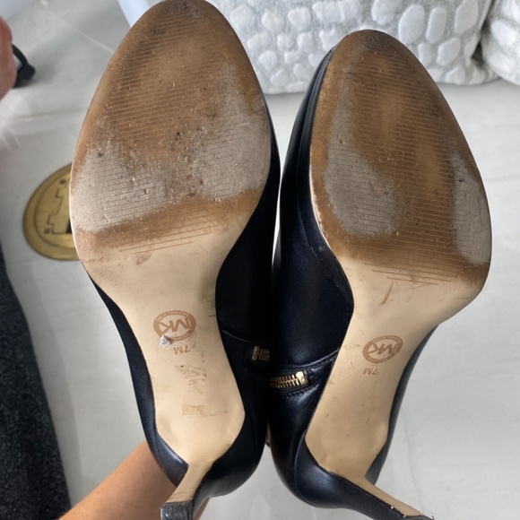 Michael Kors leather booties - Picture 5 of 6